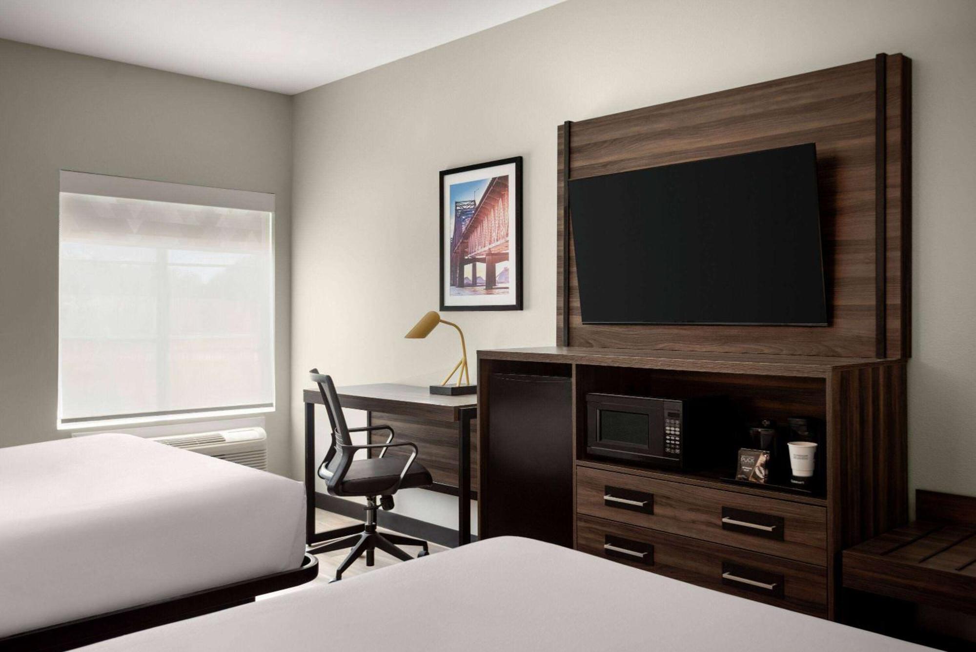 La Quinta By Wyndham Gonzales La Hotell Eksteriør bilde