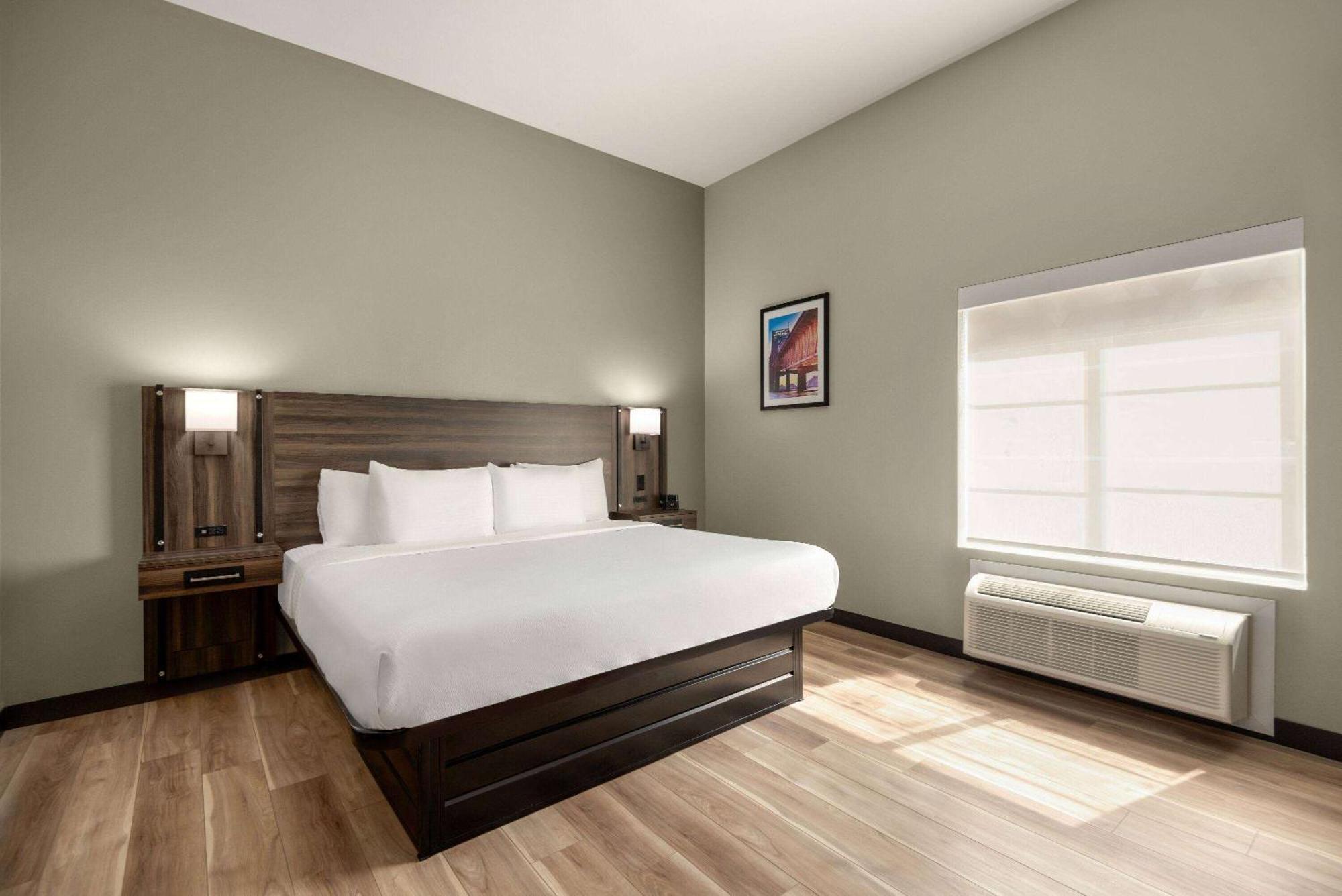 La Quinta By Wyndham Gonzales La Hotell Eksteriør bilde