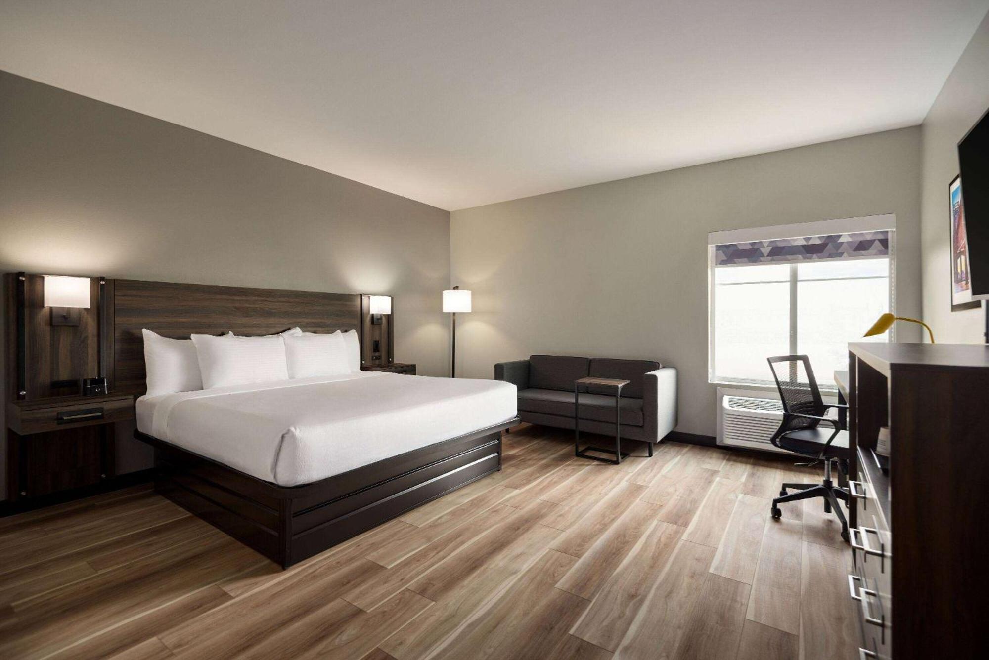 La Quinta By Wyndham Gonzales La Hotell Eksteriør bilde
