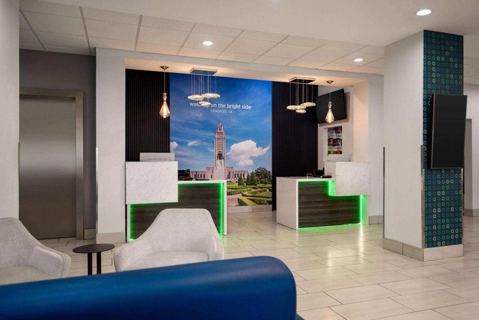 La Quinta By Wyndham Gonzales La Hotell Eksteriør bilde